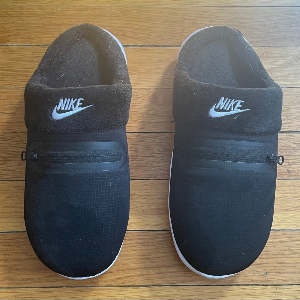 Nike Burrow Slippers Clogs